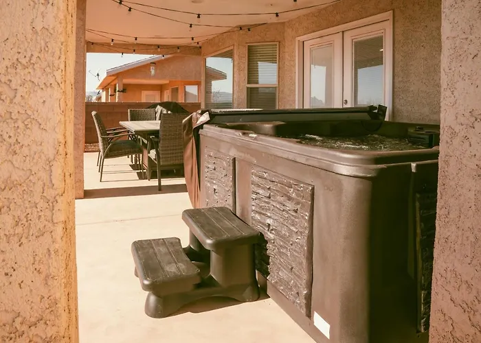 Modern Retreat With View, 9 Mi To Wahweap Beach Page